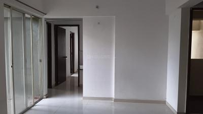 Living Room Image of 1000 Sq.ft 2 BHK Apartment / Flat for sale in Majestique Manhattan E F, Wagholi Pune for Rs. 6200000