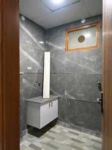 Common Bathroom Image of 1900 Sq.ft 4 BHK Builder Floor for sale in Vasundhara Ghaziabad for Rs. 18500001
