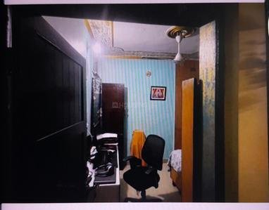 Image of 950 Sq.ft 2 BHK Apartment / Flat for rent in DDA LIG Pocket A2, Mayur Vihar Phase 3, New Delhi for Rs. 23000