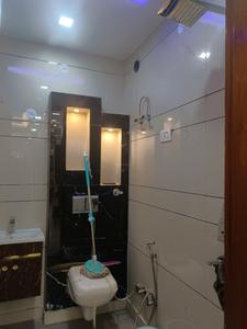 Common Bathroom Image of 1170 Sq.ft 4 BHK Apartment / Flat for sale in Sector 24 Rohini New Delhi for Rs. 11000000