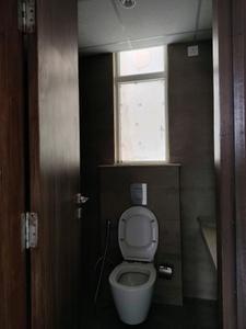 Common Bathroom Image of 1350 Sq.ft 2 BHK Apartment / Flat for sale in ACE Ace Starlit, Sector 152 Noida for Rs. 19000000