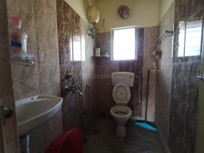 Bathroom Image of 880 Sq.ft 2 BHK Apartment / Flat for sale in Kalikapur, EM Bypass Kolkata for Rs. 3800000