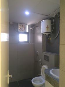 Common Bathroom Image of 1760 Sq.ft 3 BHK Apartment / Flat for sale in Paras Dews, Sector 106 Gurgaon for Rs. 18500000