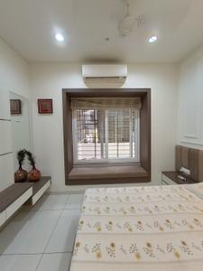 Bedroom Image of 2500 Sq.ft 5 BHK Independent House for rent in Bhayli Vadodara for Rs. 75000