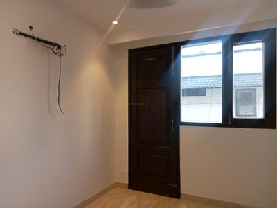 Bedroom Image of 5500 Sq.ft 4.5 BHK Builder Floor for rent in Greater Kailash II New Delhi for Rs. 450000
