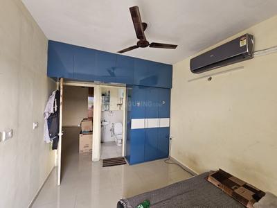 Bedroom Image of 680 Sq.ft 2 BHK Apartment / Flat for rent in Pyramid Pride, Sector 76 Gurgaon for Rs. 18000