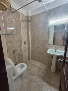 Image of 1440 Sq.ft 3 BHK Builder Floor for rent in Kailash Colony, New Delhi for Rs. 90000