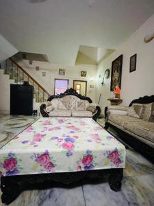 Bedroom Image of 4000 Sq.ft 6 BHK Independent House for sale in Indira Nagar Lucknow for Rs. 22500000