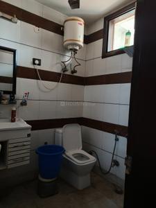 Bathroom Image of 3000 Sq.ft 5 BHK Independent House for sale in Palam Vihar Gurgaon for Rs. 45000000