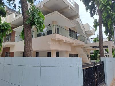 Image of 3250 Sq.ft 4 BHK Independent House for rent in Maninagar, Ahmedabad for Rs. 60000