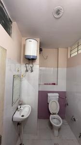 Bathroom Image of 1200 Sq.ft 2 BHK Apartment / Flat for rent in Dholai Jaipur for Rs. 20000