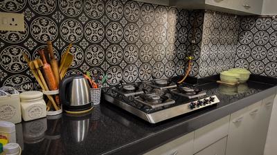 Kitchen Image of 432 Sq.ft 1 BHK Apartment / Flat for sale in Lodha Amara, Thane West Thane for Rs. 9900000