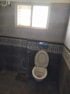 Bathroom Image of 3300 Sq.ft 4 BHK Independent House for rent in Treasury Layout Mysore for Rs. 46000