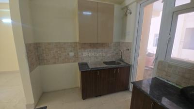 Kitchen Image of 2100 Sq.ft 3 BHK Apartment / Flat for sale in Amrapali Heartbeat City, Sector 107 Noida for Rs. 22500000