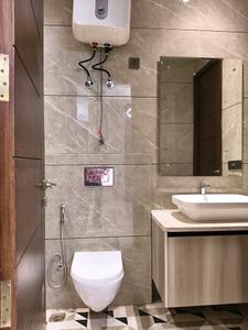 Common Bathroom Image of 2150 Sq.ft 4 BHK Builder Floor for sale in Anant Raj Estate, Sector 63 Gurgaon for Rs. 37500000