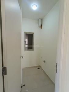 Bathroom Image of 2061 Sq.ft 4 BHK Apartment / Flat for rent in Hiranandani Lake Verandahs, Akshayanagar Bengaluru for Rs. 76000
