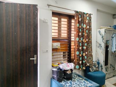 Bedroom Image of 1000 Sq.ft 2.5 BHK Builder Floor for rent in Sector 6 Gurgaon for Rs. 16000
