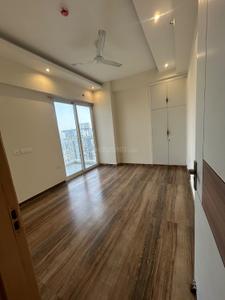 Bedroom Image of 1900 Sq.ft 4 BHK Apartment / Flat for rent in Exotica East Square, Indirapuram Ghaziabad for Rs. 40000