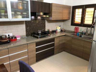 Kitchen Image of 1400 Sq.ft 3 BHK Independent House for rent in Manjalpur Vadodara for Rs. 50000