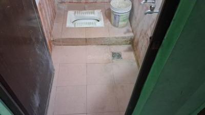 Bathroom Image of 750 Sq.ft 2 BHK Apartment / Flat for sale in Guduvancheri Chennai for Rs. 4050000