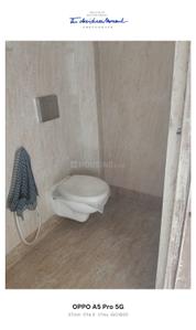Image of 885 Sq.ft 2 BHK Apartment / Flat for sale in Lake Gardens, Kolkata for Rs. 6500000