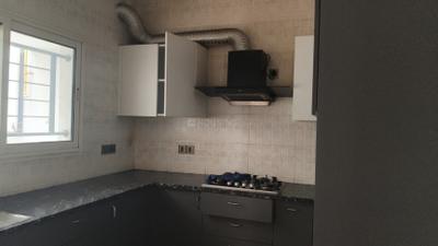 Kitchen Image of 5800 Sq.ft 5 BHK Villa for rent in Sobha International City, Sector 109 Gurgaon for Rs. 195000