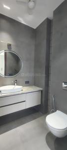 Bathroom Image of 1953 Sq.ft 3 BHK Builder Floor for sale in Defence Colony New Delhi for Rs. 100000000