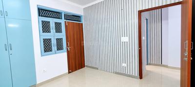 Bedroom Image of 900 Sq.ft 3 BHK Builder Floor for sale in Mahavir Enclave New Delhi for Rs. 7500000