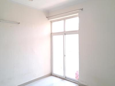Bedroom Image of 1325 Sq.ft 3 BHK Apartment / Flat for rent in Amrapali Zodiac, Sector 120 Noida for Rs. 31000
