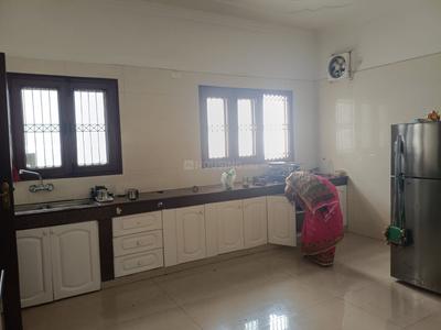 Kitchen Image of 4845 Sq.ft 5 BHK Independent House for rent in Sector 40 Noida for Rs. 350000