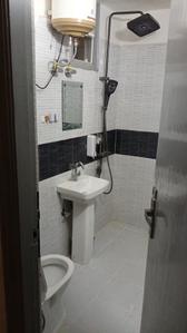 Bathroom Image of 600 Sq.ft 1 RK Apartment / Flat for rent in BDI Sunshine City, Sector 15 Bhiwadi for Rs. 15000