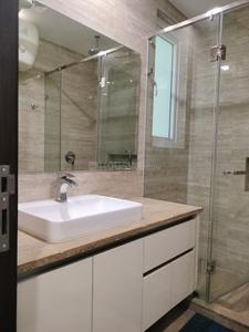 Bathroom Image of 3600 Sq.ft 4 BHK Builder Floor for rent in Green Park Extension New Delhi for Rs. 325000