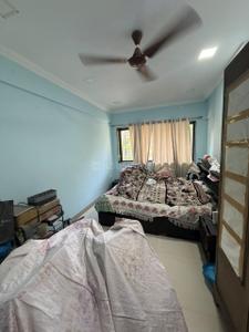 Bedroom Image of 1000 Sq.ft 2 BHK Apartment / Flat for rent in Colaba Mumbai for Rs. 175000