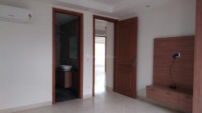 Bedroom Image of 2600 Sq.ft 4 BHK Independent House for rent in Safdarjung Enclave New Delhi for Rs. 175000