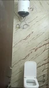 Bathroom Image of 1200 Sq.ft 1 RK Apartment / Flat for rent in Mahipalpur New Delhi for Rs. 12000