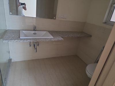 Image of 2350 Sq.ft 4 BHK Apartment / Flat for rent in DLF Express Greens, Manesar, Gurgaon for Rs. 45000
