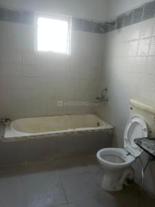 Bathroom Image of 1800 Sq.ft 4 BHK Duplex for rent in DK Devasthali, Bawadiya Kalan Bhopal for Rs. 26000