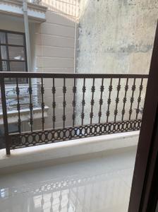 Balcony Image of 600 Sq.ft 1 BHK Apartment / Flat for sale in Saket New Delhi for Rs. 2800000