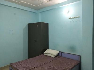 Bedroom Image of 540 Sq.ft 2 BHK Builder Floor for rent in Mayur Vihar Phase 1 New Delhi for Rs. 20000