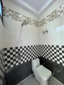 Bathroom Image of 1152 Sq.ft 3 BHK Builder Floor for rent in Govindpuram Ghaziabad for Rs. 15000