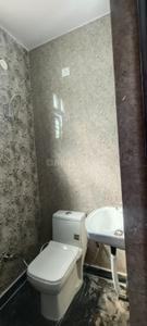 Bathroom Image of 450 Sq.ft 2 BHK Builder Floor for sale in Sector 4 Rohini New Delhi for Rs. 3000000