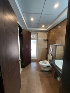 Bathroom Image of 1950 Sq.ft 3 BHK Builder Floor for rent in Jubilee Golfvista, Sector 91 Mohali for Rs. 36000