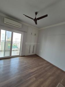 Bedroom Image of 1530 Sq.ft 3 BHK Apartment / Flat for sale in Central Park Aqua Front Towers, Sector 33 Sohna for Rs. 35200000