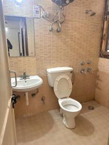 Image of 560 Sq.ft 1 BHK Apartment / Flat for rent in DDA Flats Vasant Kunj, Vasant Kunj, New Delhi for Rs. 28000