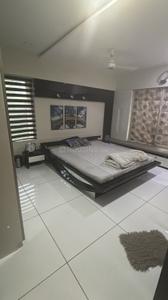 Bedroom Image of 2420 Sq.ft 3 BHK Apartment / Flat for rent in Deep Indraprasth 8 Frangipani, Thaltej Ahmedabad for Rs. 85000