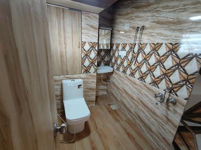 Bathroom Image of 570 Sq.ft 1 BHK Apartment / Flat for sale in Royal Palms Golden Isle, Goregaon East Mumbai for Rs. 6235000