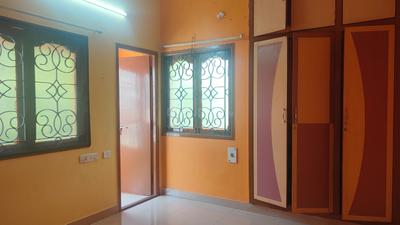 Bedroom Image of 1100 Sq.ft 2 BHK Apartment / Flat for rent in Kottivakkam Chennai for Rs. 25000
