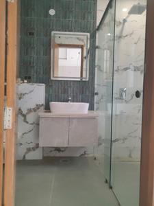 Common Bathroom Image of 4200 Sq.ft 4 BHK Builder Floor for sale in Ridhi Signature Floors 358 Sqyd, Sector 21C Faridabad for Rs. 34500000