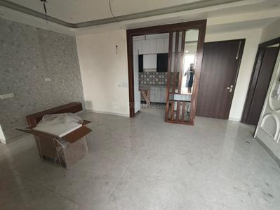 Hall Image of 930 Sq.ft 2 BHK Apartment / Flat for sale in Gaurs Atulyam, Omicron I Greater Noida for Rs. 10000000