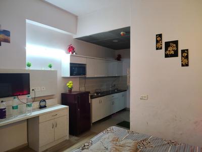 Bedroom Image of 435 Sq.ft 1 RK Apartment / Flat for sale in Paramount Pine And Oak Studio, Surajpur Greater Noida for Rs. 3100000